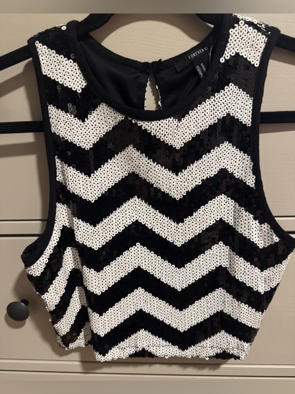 Y2K Black White Sequin Chevron Crop Top Size M | NWT | Party | Forever 21